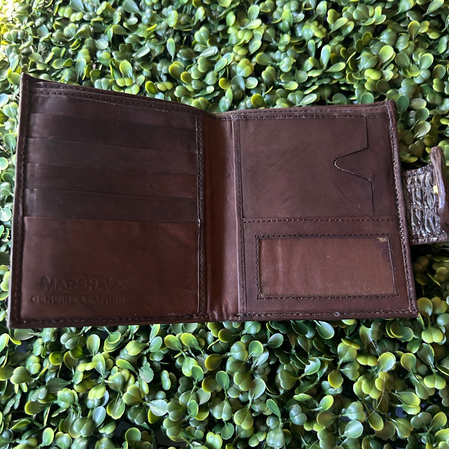 Women’s Alligator Compact Wallet with Snap Clasp – Handcrafted in Florida (Brown)