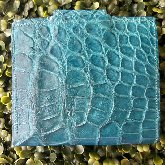 Women's Alligator Compact Wallet with Snap Clasp – Handcrafted in Florida (Teal)