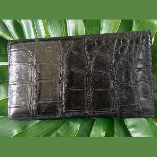 Women's Alligator Leather Wallet – Large Wallet (Black)
