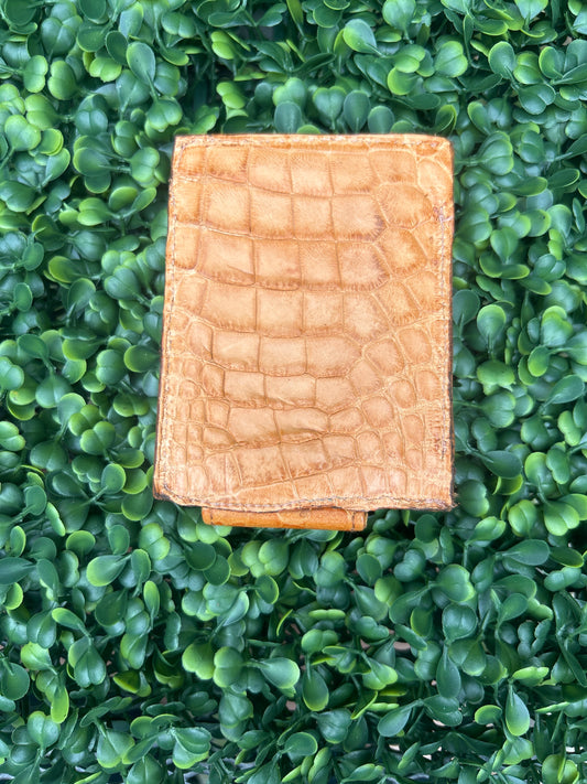 Alligator Money clip peanut Brittle