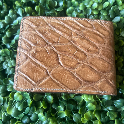 Men’s Alligator Bifold Wallet – Tan