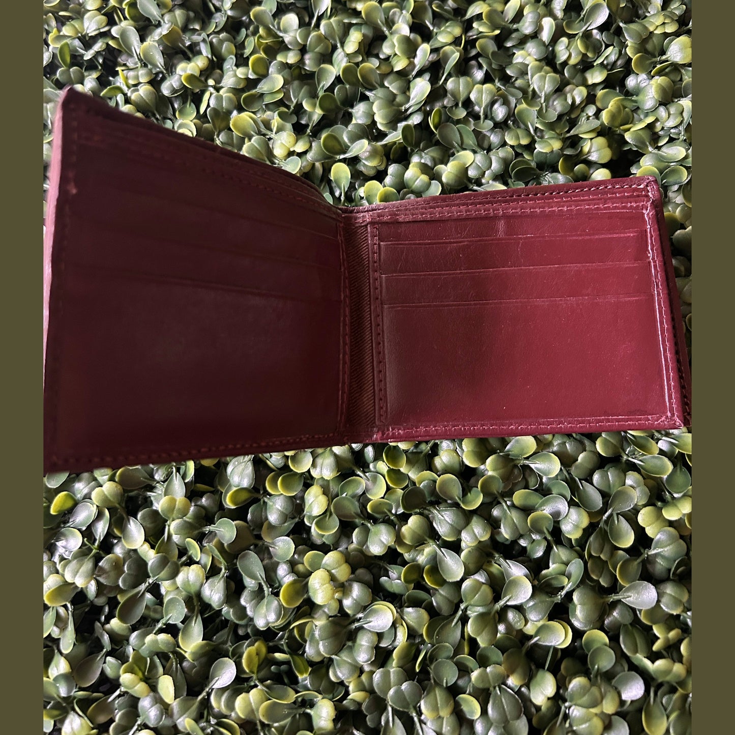 Men’s Alligator  Bifold  Wallet – Tan