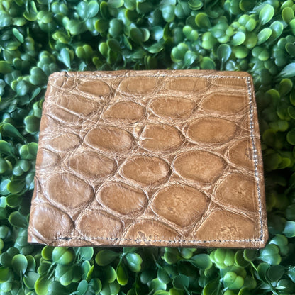 Men’s Alligator Bifold Wallet – Tan