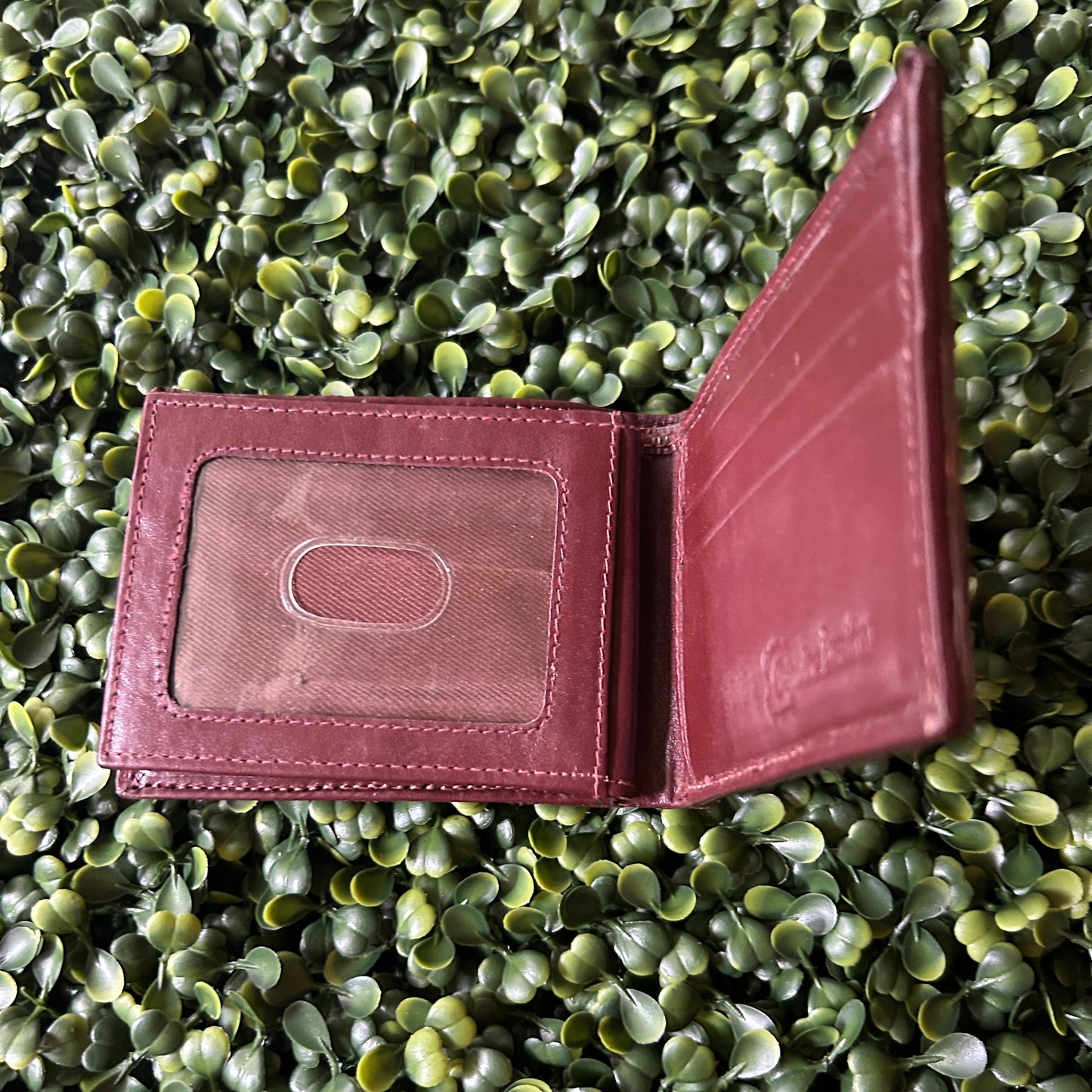 Men’s Alligator  Bifold  Wallet – Tan