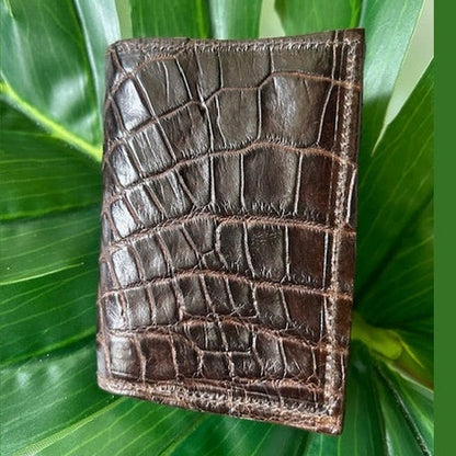 Men’s Alligator Small Bifold Wallet – Brown