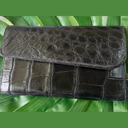 Women's Alligator  Leather Wallet – Large Wallet (Black)